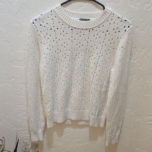 Elegant White Knit Crew Neck Sweater